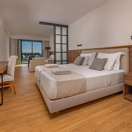 Feriested Calypso Palace 4*