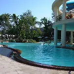 Allsun Calypso Palace פליראקי