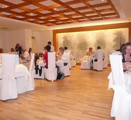 Üdülőközpont Allsun Calypso Palace 4*