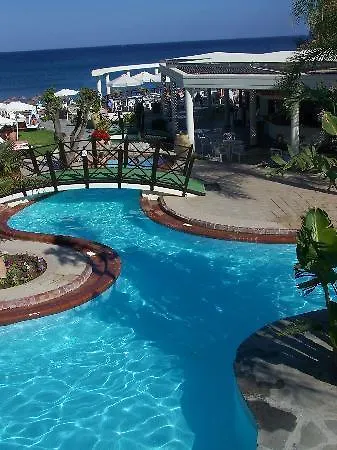 Üdülőközpont Allsun Calypso Palace