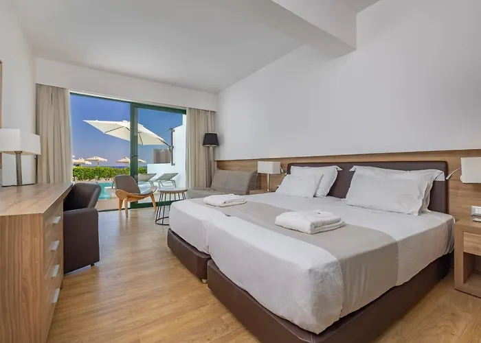 Calypso Palace Курортний комплекс 4*